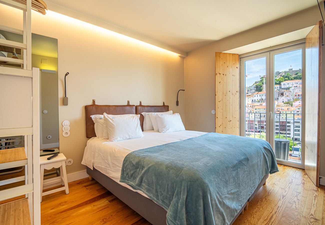 Apartamento em Lisboa - Apartamento com Varanda Panorâmica, Piscina e Vista Cidade