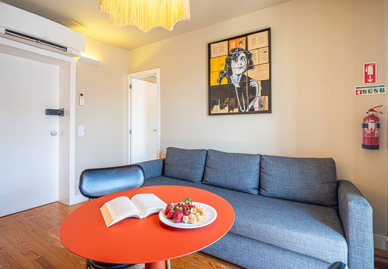 Apartamento em Lisboa - Apartamento com Varanda Panorâmica, Piscina e Vista Cidade
