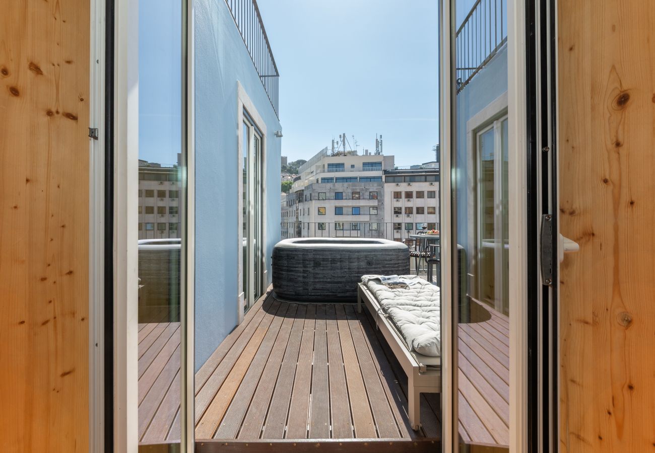 Apartamento em Lisboa - Terraço privativo com jacuzzi no Apartamento e piscina