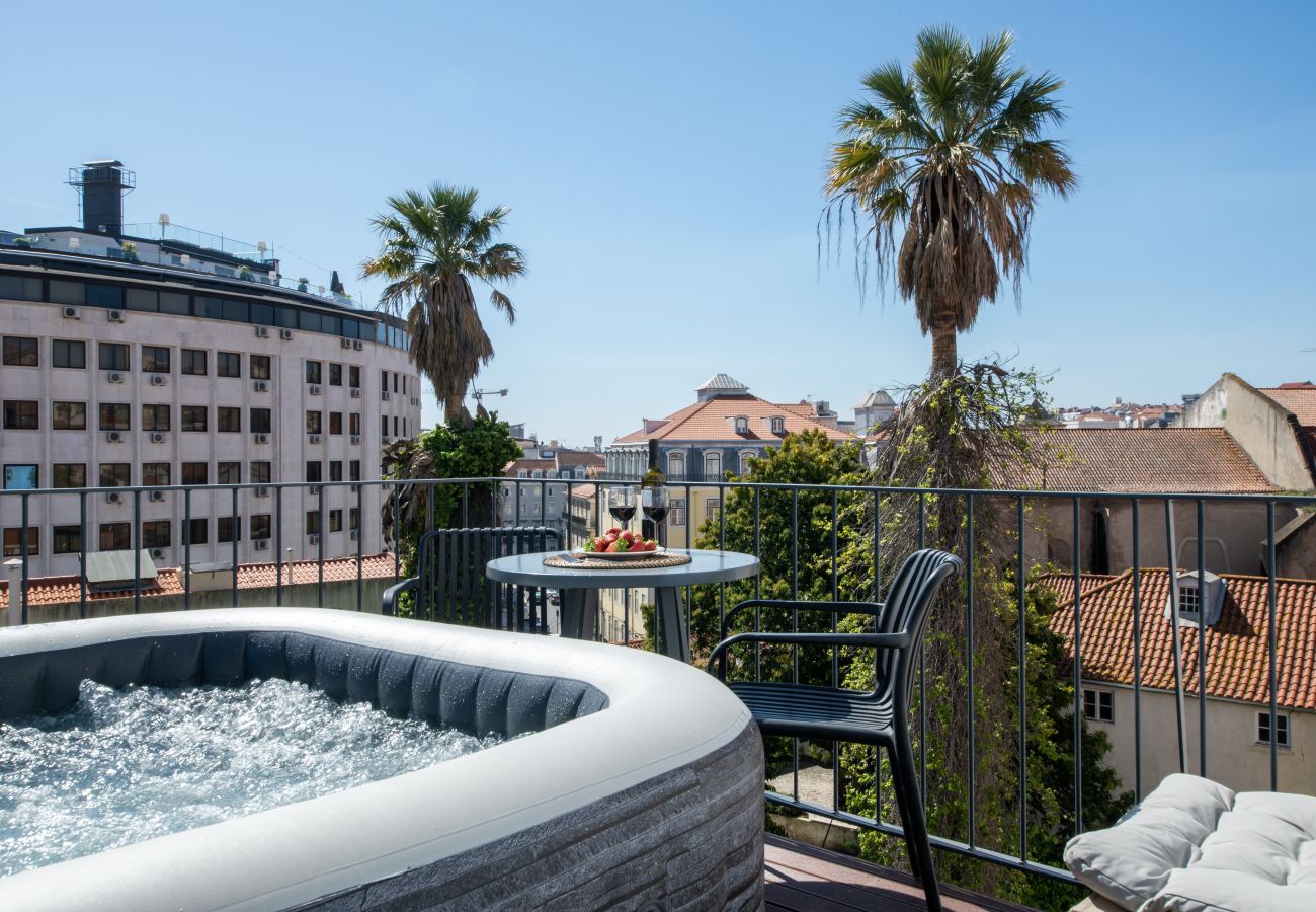 Apartamento em Lisboa - Terraço privativo com jacuzzi no Apartamento e piscina