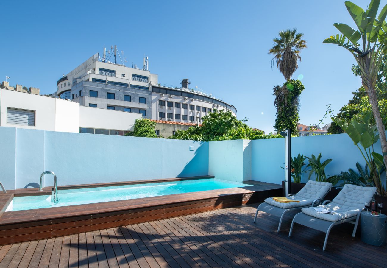 Apartamento em Lisboa - Terraço privativo com jacuzzi no Apartamento e piscina