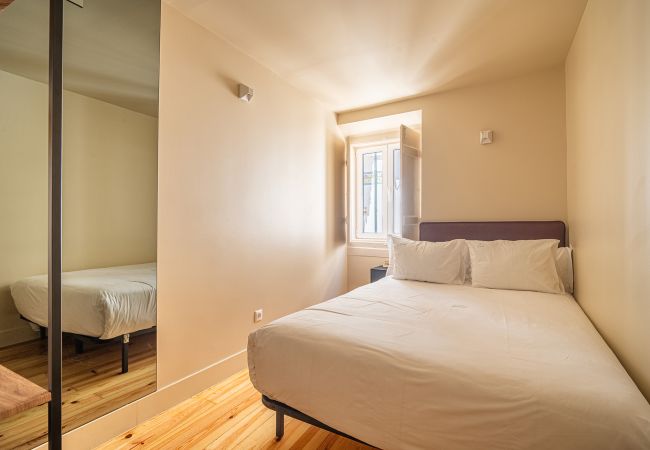 Apartamento em Lisboa - Apartamento Moderno em Alfama com Acesso a Terraço e Vista  #3