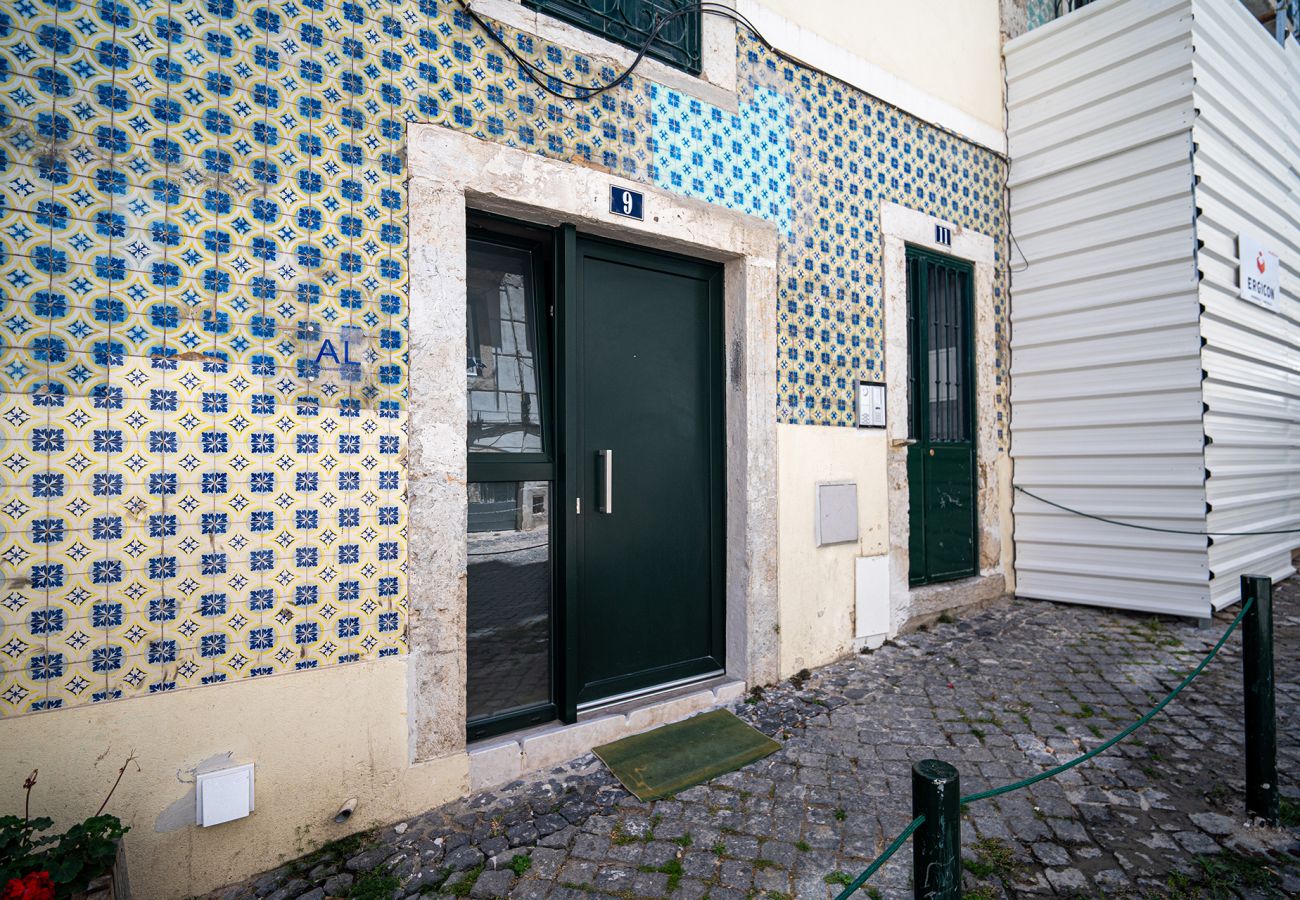 Apartamento em Lisboa - Apartamento Moderno em Alfama com Acesso a Terraço e Vista  #3
