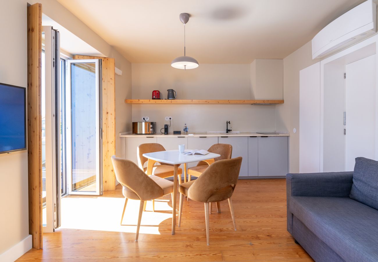 Apartment in Lisbon - Downtown Retreat with Private Terrace, Jacuzzi & Pool