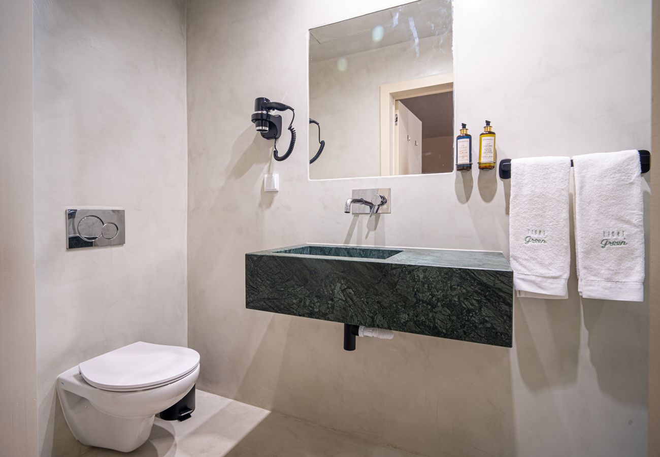 Studio in Lisbon - Authentic Alfama Studio with Access to River View Terrace