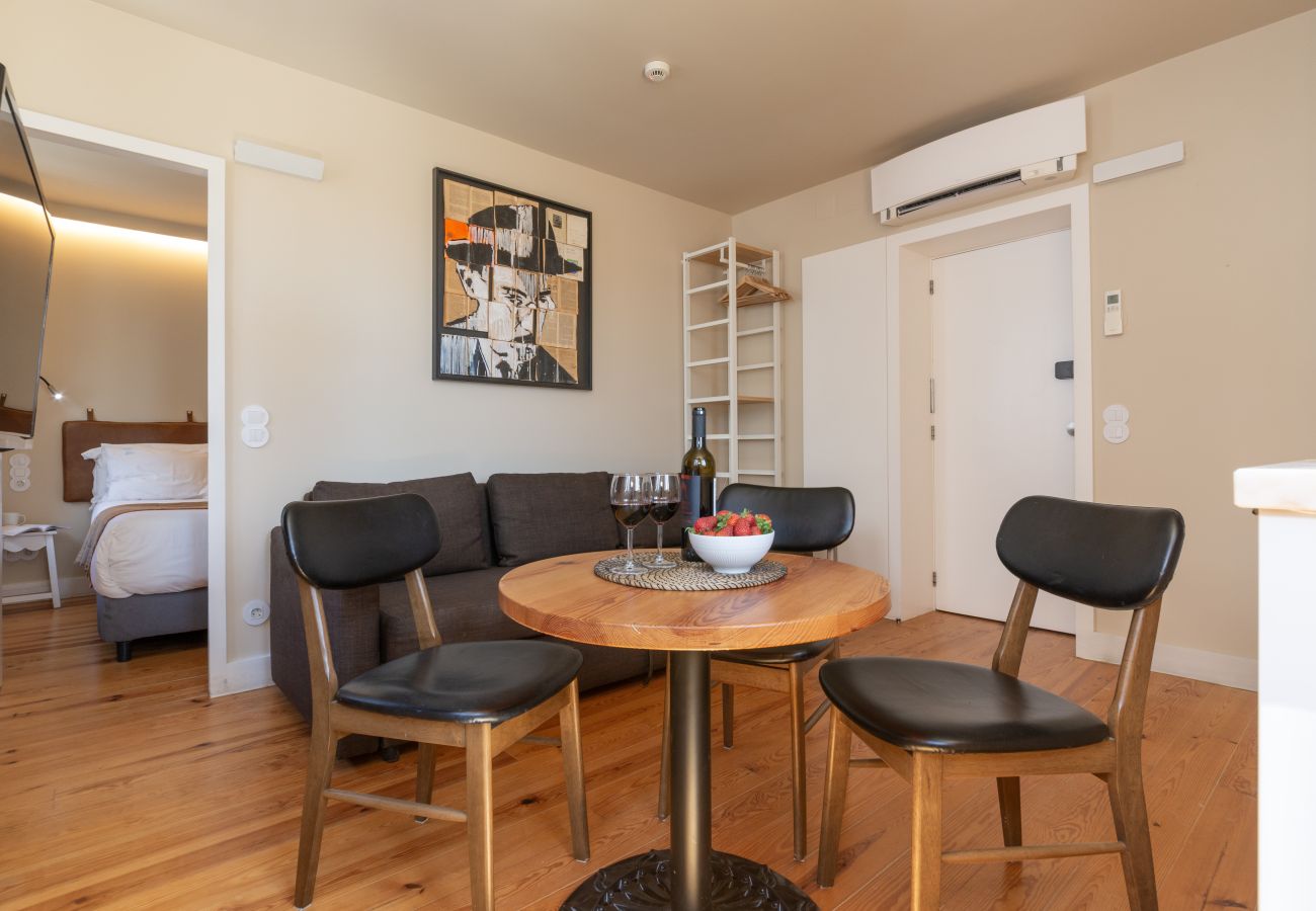 Apartamento en Lisboa ciudad - Refugio Acogedor en el Centro de Lisboa con Piscina y Tumbonas
