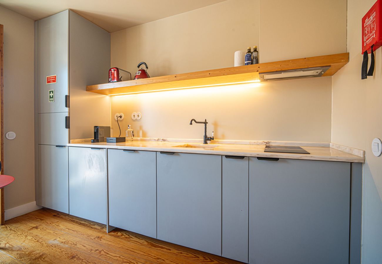 Apartamento en Lisboa ciudad - Apartamento con Balcón Panorámico, Piscina y Vistas a la Ciudad