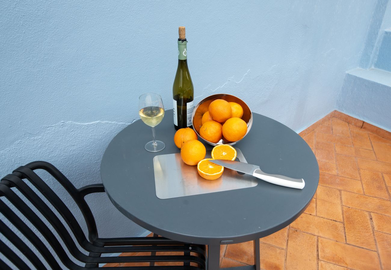 Apartamento en Lisboa ciudad - Amplio Apartamento con Terraza, Jacuzzi, Piscina y Vistas al Castillo de San Jorge