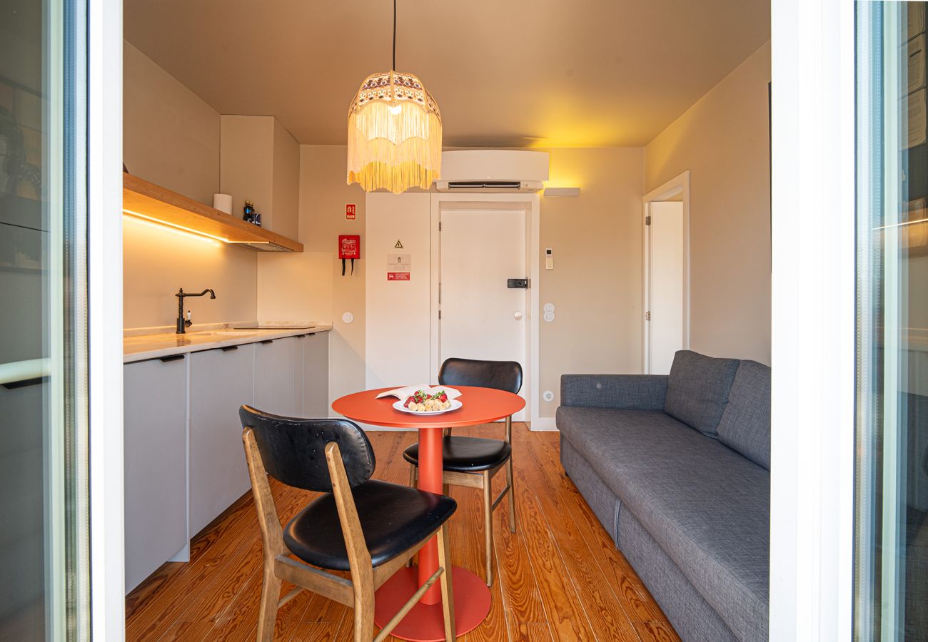 Appartement à Lisbonne - Appartement avec Balcon Panoramique, Piscine et Vue sur la Ville