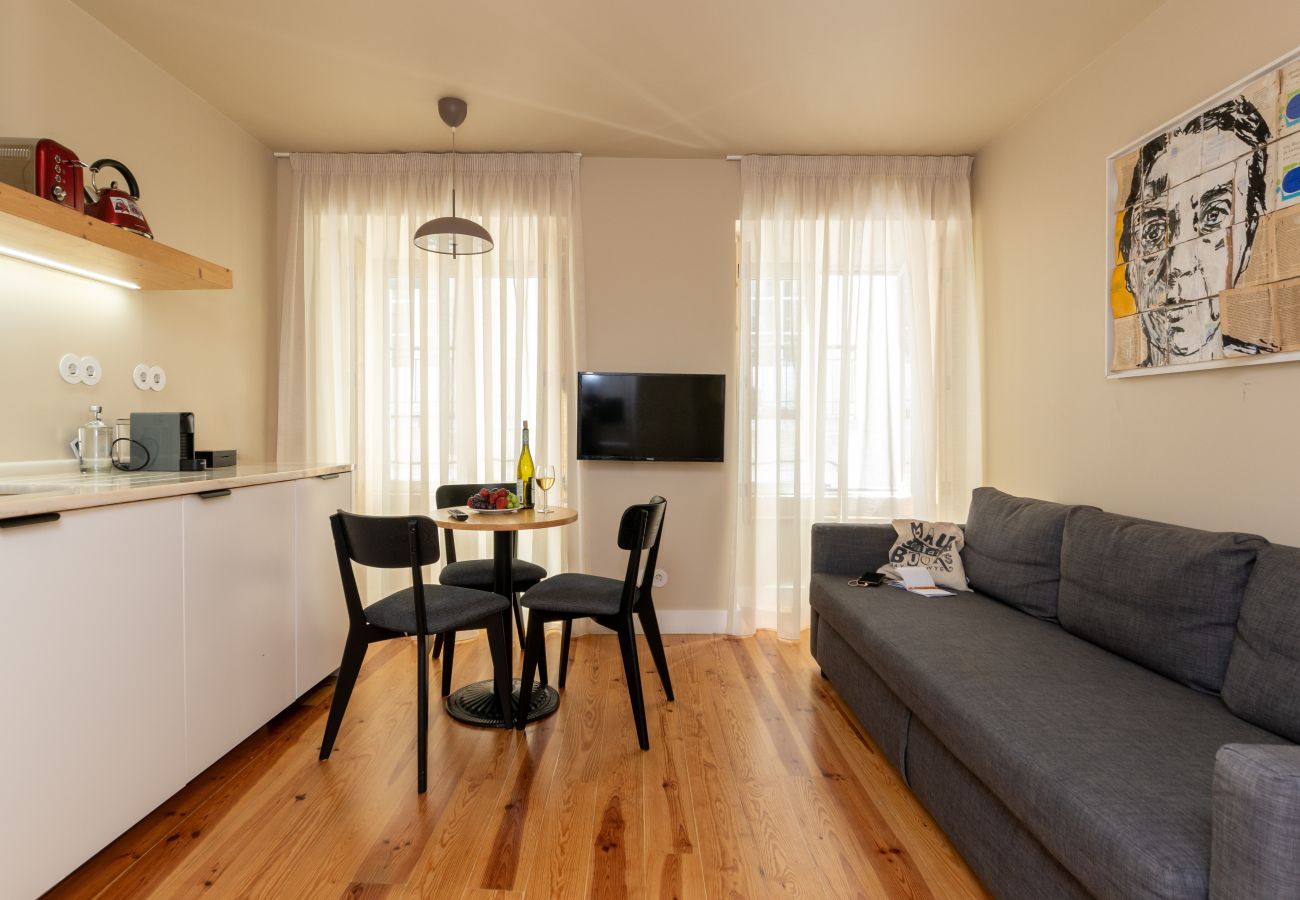 Appartement à Lisbonne - Charmant Appartement en Centre-Ville avec Piscine et Transats