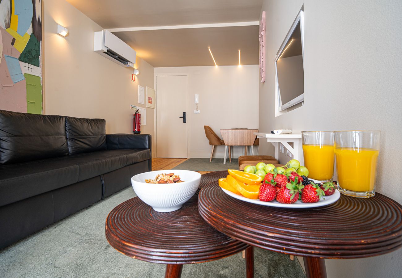 Appartement à Lisbonne - AAppartement Moderne à Alfama avec Accès à la Terrasse et Vue sur le Fleuve